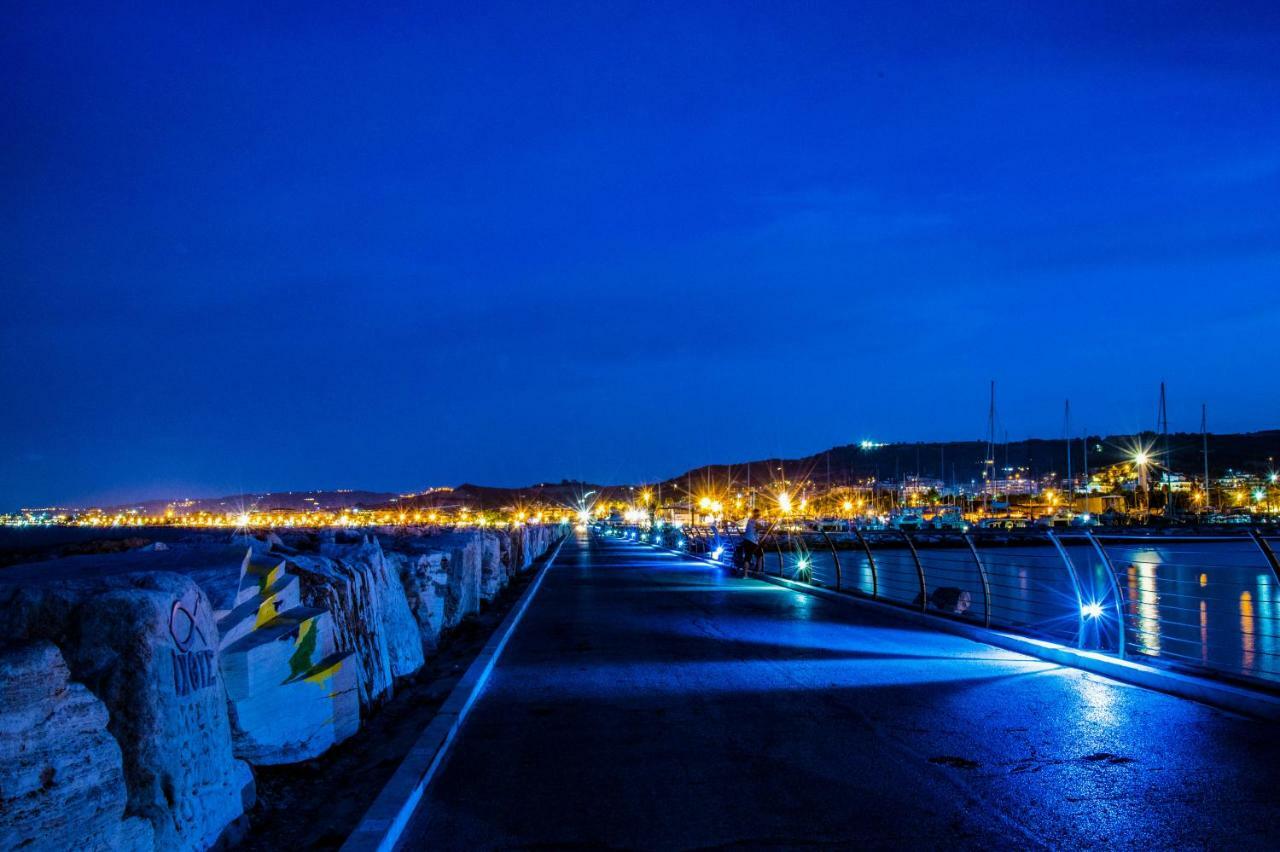 Mare D'Amare Bed & Breakfast San Benedetto del Tronto Exterior photo